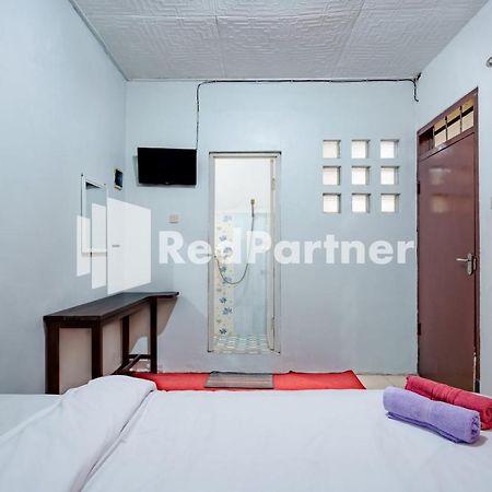 Nafisa Homestay Syariah Near Jatim Park 3 Batu Mitra Reddoorz Malang Esterno foto