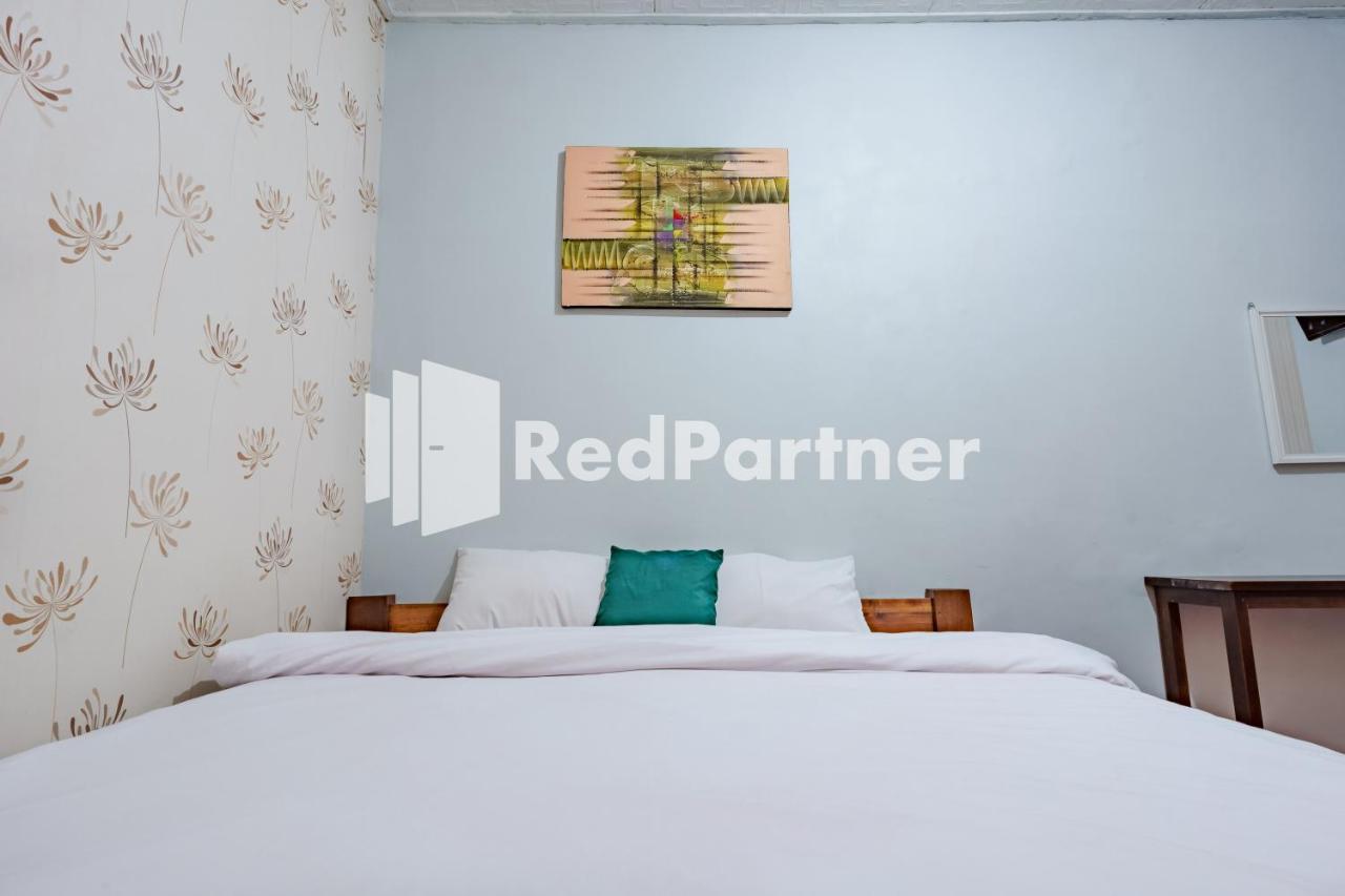 Nafisa Homestay Syariah Near Jatim Park 3 Batu Mitra Reddoorz Malang Esterno foto