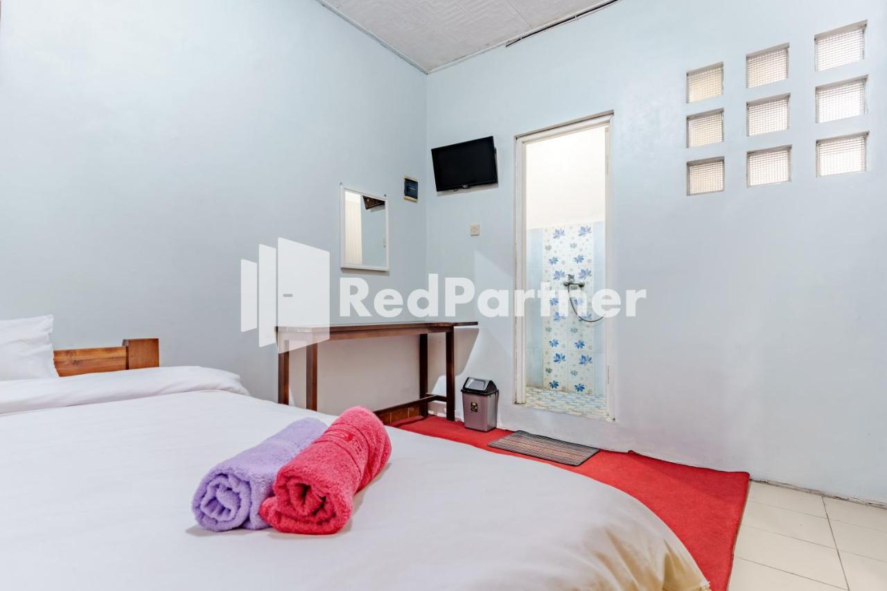 Nafisa Homestay Syariah Near Jatim Park 3 Batu Mitra Reddoorz Malang Esterno foto