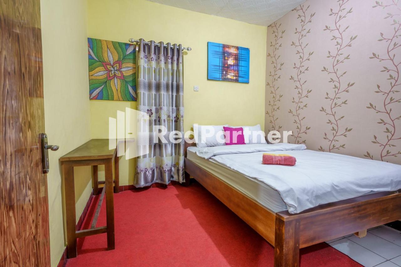 Nafisa Homestay Syariah Near Jatim Park 3 Batu Mitra Reddoorz Malang Esterno foto
